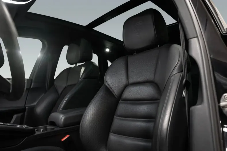 Porsche Macan din 2022 cu 50.500 km - oferta POR163475 - foto 5