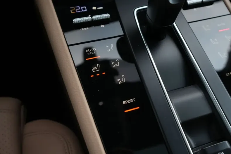 Porsche Macan din 2022 cu 28.000 km - oferta POR163477 - foto 30