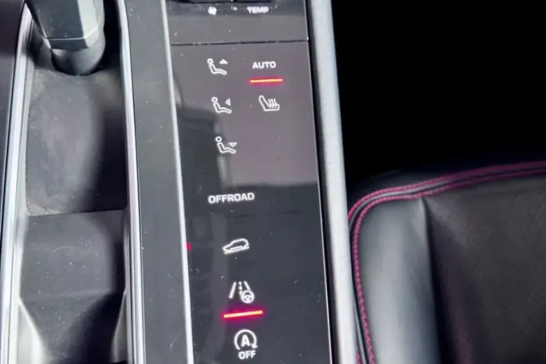 Porsche Macan din 2021 cu 71.101 km - oferta POR163480 - foto 16