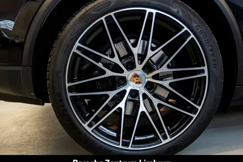 Porsche Macan din 2025 cu 27.390 km - oferta POR163481 - foto 8