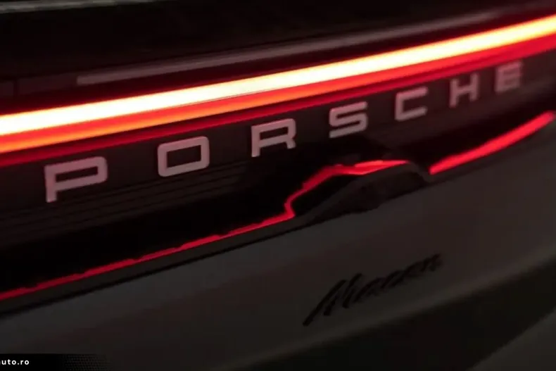 Porsche Macan din 2025 cu 4.500 km - oferta POR163483 - foto 9