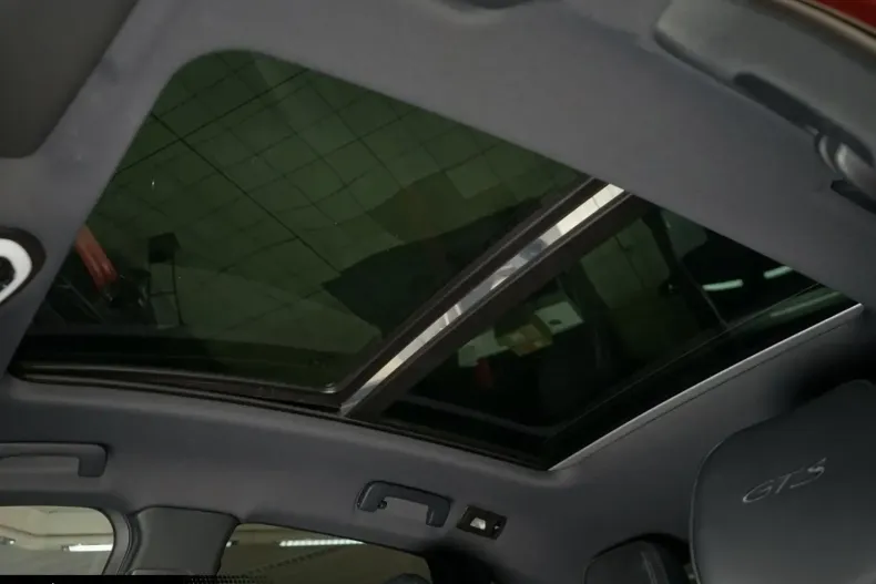 Porsche Macan din 2022 cu 35.500 km - oferta POR163485 - foto 23