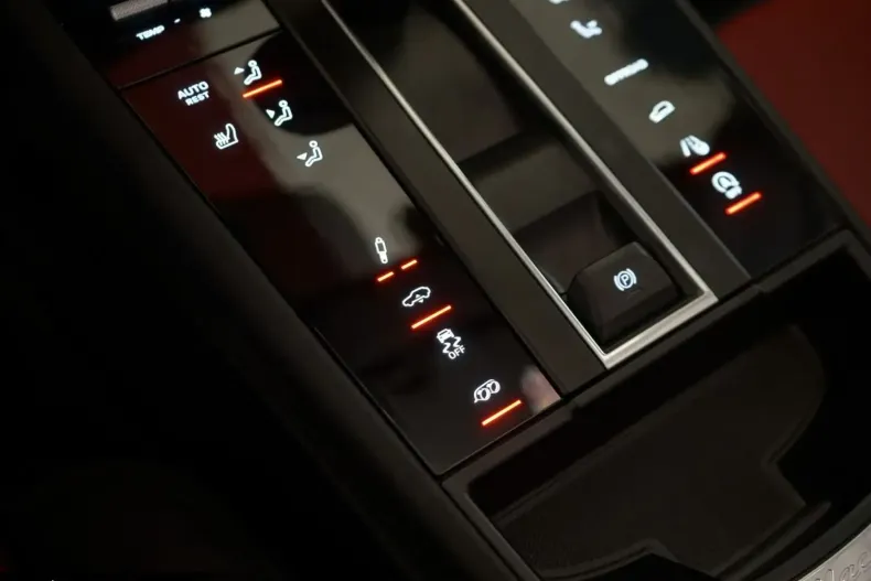 Porsche Macan din 2022 cu 35.500 km - oferta POR163485 - foto 34