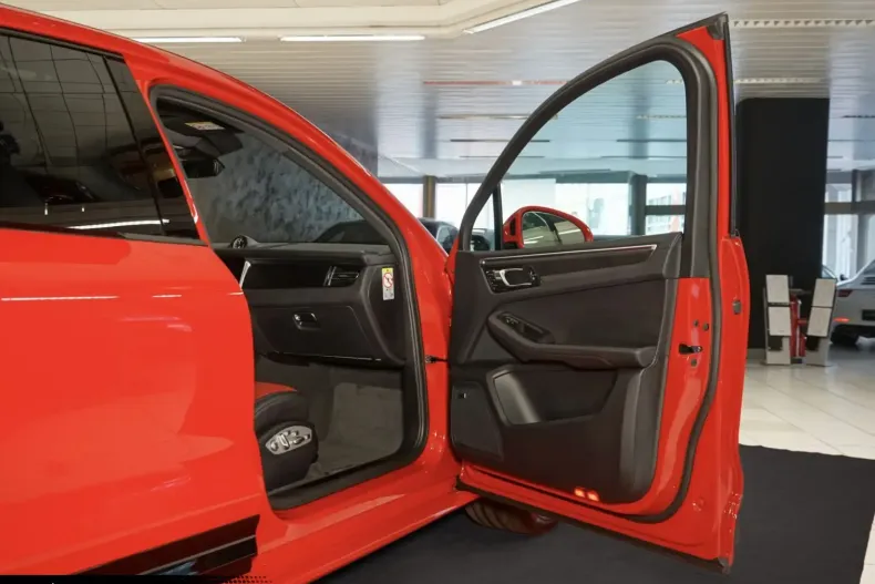 Porsche Macan din 2022 cu 35.500 km - oferta POR163485 - foto 38