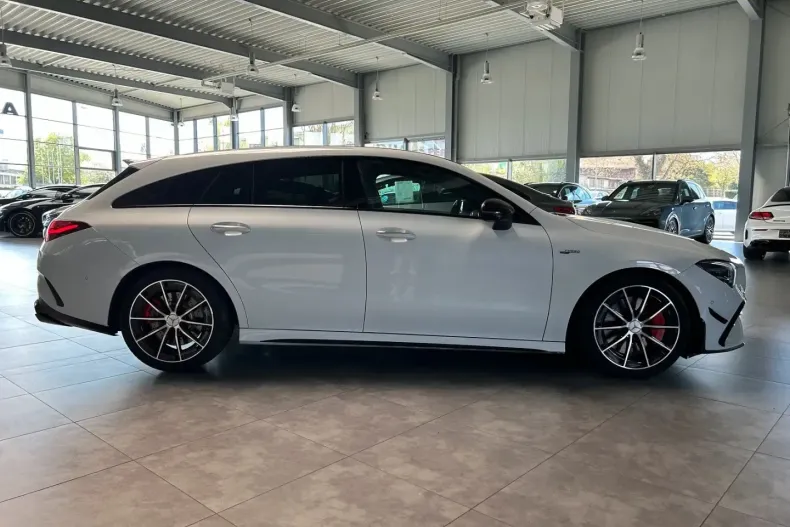 Mercedes-Benz CLA 35 AMG Shooting Brake din 2023 cu 24.993 km - oferta MER163500 - foto 20