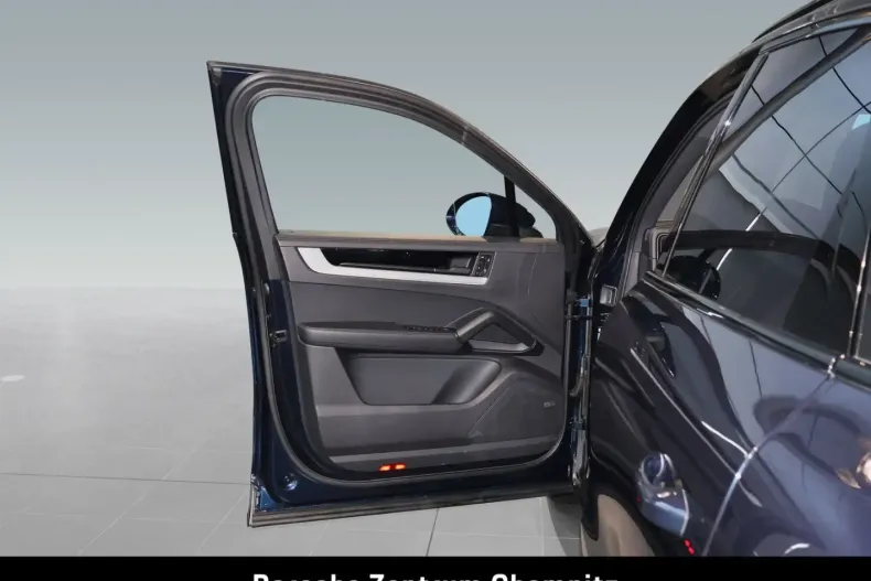 Porsche Cayenne din 2023 cu 11.720 km - oferta POR163503 - foto 10