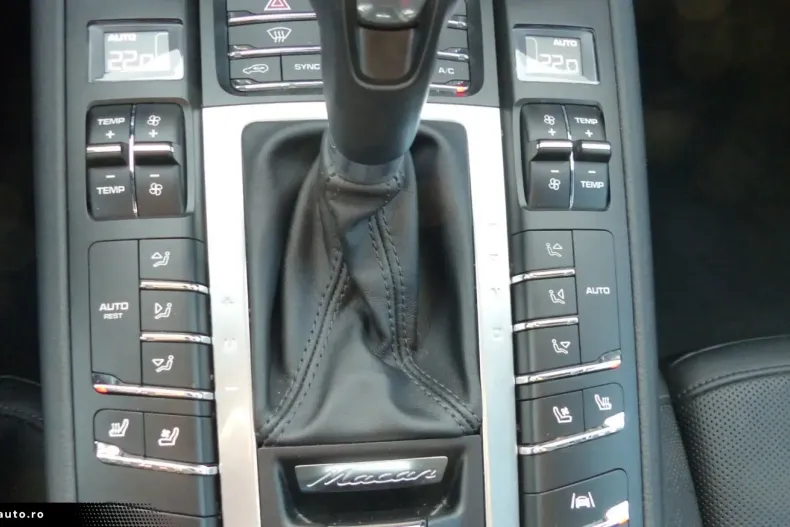 Porsche Macan din 2021 cu 67.912 km - oferta POR163506 - foto 26