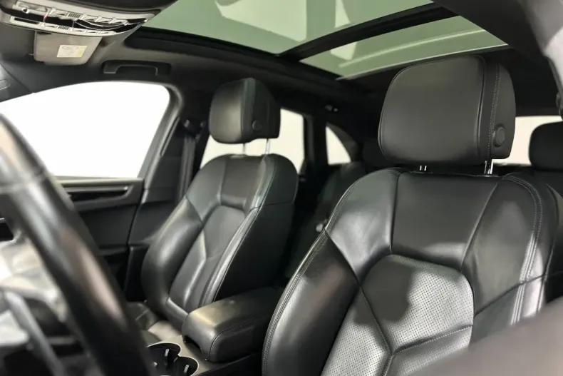 Porsche Macan din 2021 cu 49.980 km - oferta POR163508 - foto 6