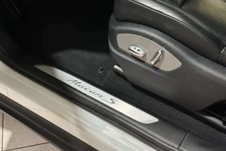 Porsche Macan din 2021 cu 49.980 km - oferta POR163508 - foto 8