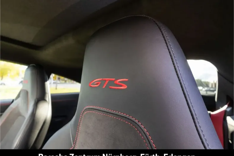 Porsche 992 din 2024 cu 4.200 km - oferta POR163512 - foto 28