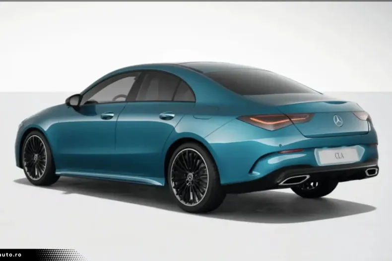 Mercedes-Benz CLA 250 din 2024 cu 15.200 km - oferta MER163515 - foto 7