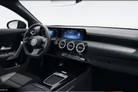 Mercedes-Benz CLA 250 din 2024 cu 15.200 km - oferta MER163515 - foto 8