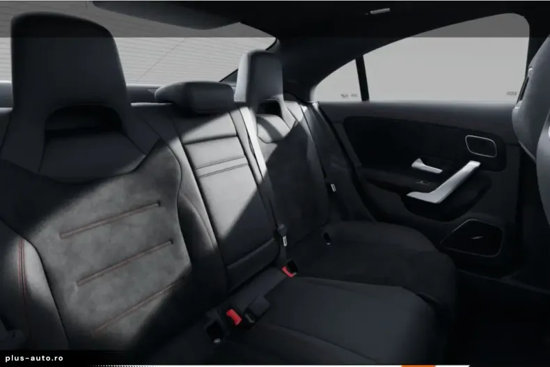 Mercedes-Benz CLA 250 din 2024 cu 15.200 km - oferta MER163515 - foto 11