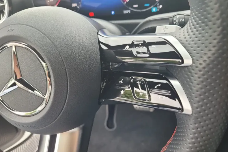 Mercedes-Benz CLA 250 din 2024 cu 7.237 km - oferta MER163517 - foto 9