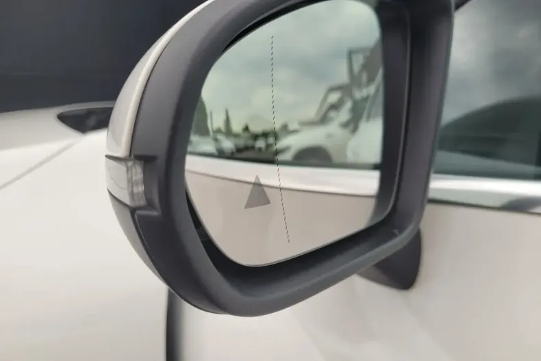 Mercedes-Benz CLA 250 din 2024 cu 7.237 km - oferta MER163517 - foto 16