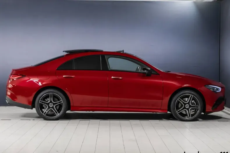 Mercedes-Benz CLA 250 din 2025 cu 11.054 km - oferta MER163518 - foto 4