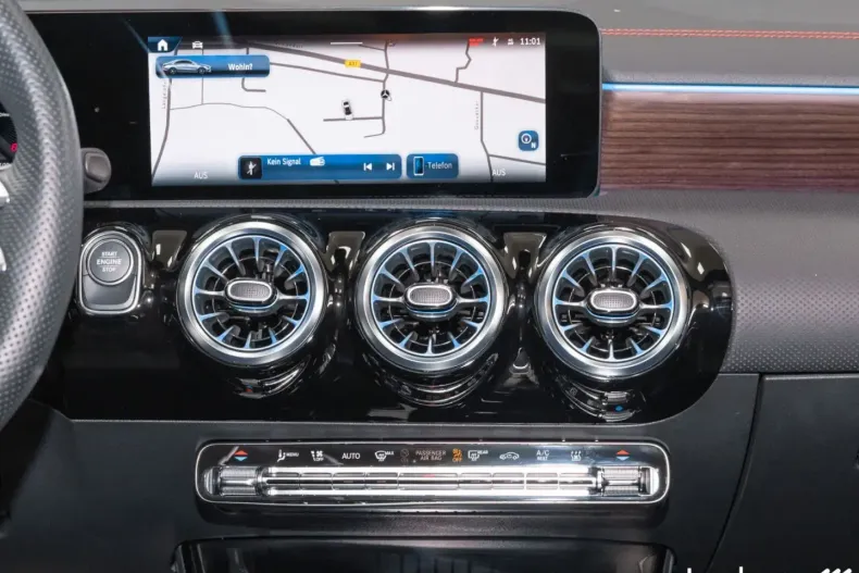 Mercedes-Benz CLA 250 din 2025 cu 11.054 km - oferta MER163518 - foto 21