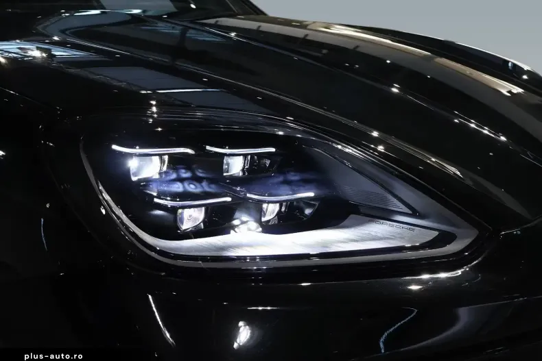 Porsche Cayenne din 2025 cu 13.800 km - oferta POR163520 - foto 9