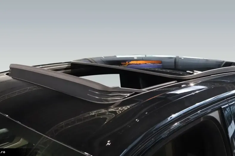 Porsche Cayenne din 2025 cu 13.800 km - oferta POR163520 - foto 10