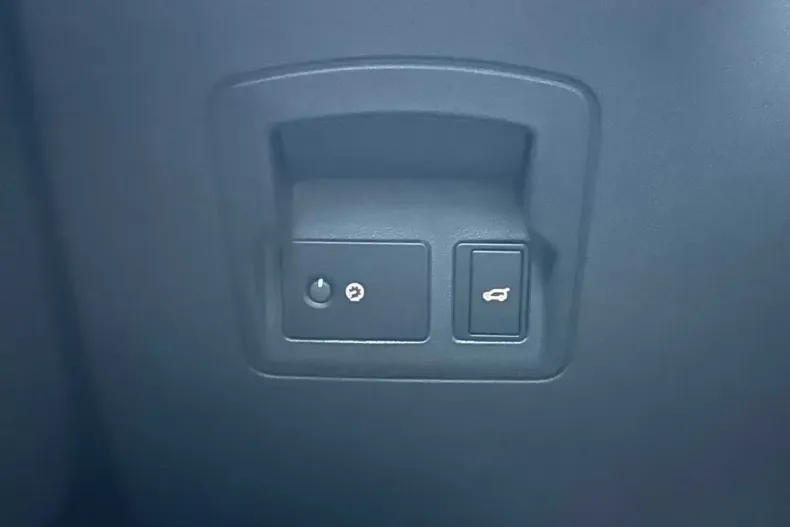 Land Rover Range Rover Velar din 2022 cu 98.500 km - oferta LAN163524 - foto 9