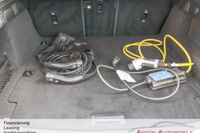 Land Rover Range Rover Velar din 2022 cu 93.700 km - oferta LAN163525 - foto 19