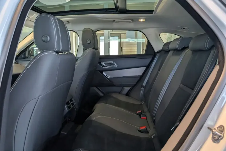 Land Rover Range Rover Velar din 2021 cu 70.954 km - oferta LAN163529 - foto 9