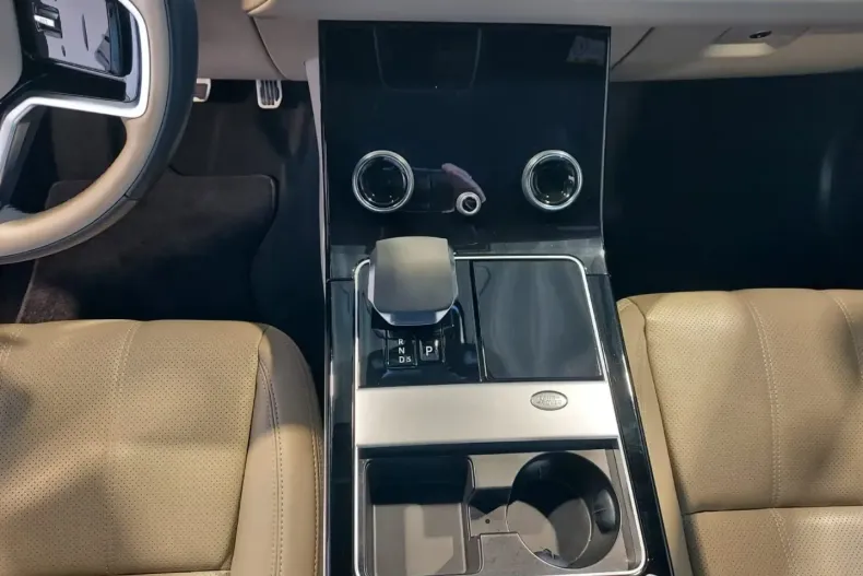 Land Rover Range Rover Velar din 2022 cu 98.667 km - oferta LAN163530 - foto 12