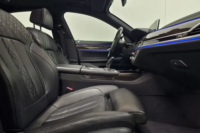 BMW 745 din 2020 cu 114.502 km - oferta BMW163533 - foto 2