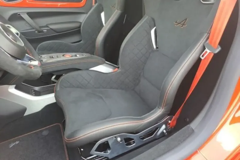 Alpine A110 din 2024 cu 6.300 km - oferta ALP163535 - foto 14