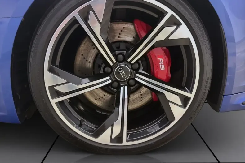 Audi RS4 din 2025 cu 3.390 km - oferta AUD163536 - foto 8