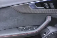 Audi RS4 din 2025 cu 3.390 km - oferta AUD163536 - foto 11