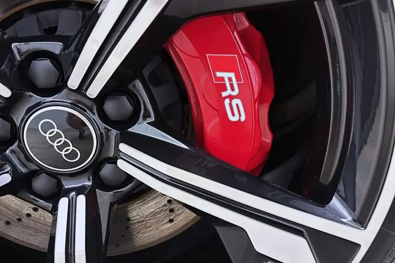 Audi RS4 din 2025 cu 3.390 km - oferta AUD163536 - foto 21