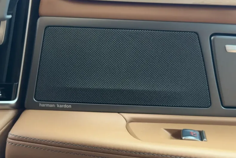 BMW 745 din 2020 cu 79.890 km - oferta BMW163537 - foto 17