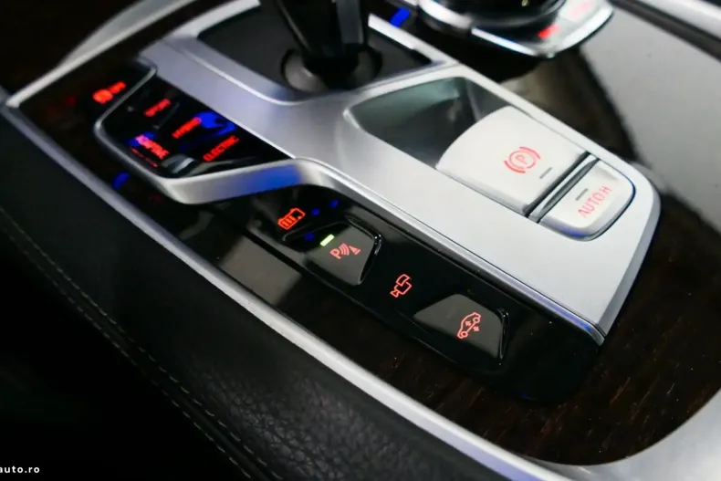 BMW 745 din 2020 cu 99.980 km - oferta BMW163538 - foto 18