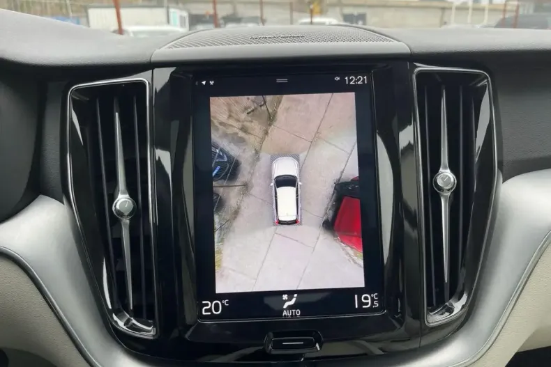 Volvo XC60 din 2020 cu 91.112 km - oferta VOL163540 - foto 13