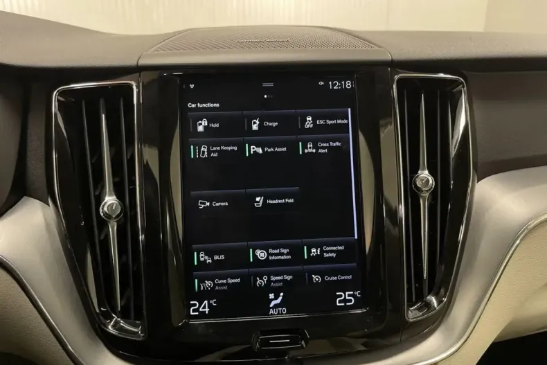 Volvo XC60 din 2020 cu 91.112 km - oferta VOL163540 - foto 16