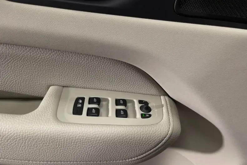 Volvo XC60 din 2020 cu 91.112 km - oferta VOL163540 - foto 25