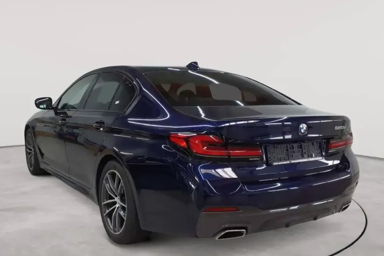 BMW 520 din 2022 cu 43.005 km - oferta BMW163546 - foto 2