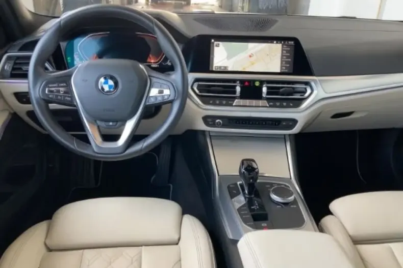 BMW 320 din 2022 cu 42.656 km - oferta BMW163548 - foto 6