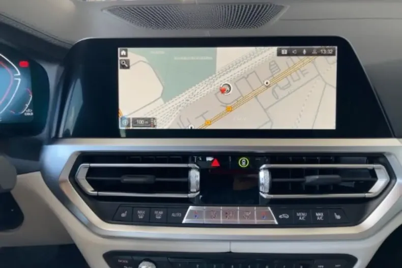 BMW 320 din 2022 cu 42.656 km - oferta BMW163548 - foto 8