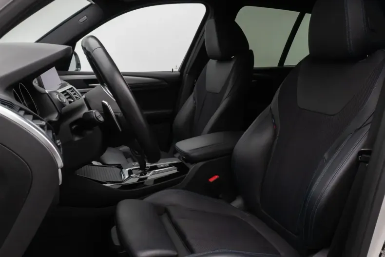 BMW X3 din 2021 cu 74.586 km - oferta BMW163552 - foto 32