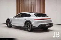 Porsche Taycan din 2022 cu 26.500 km - oferta POR163553 - foto 12