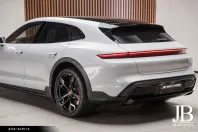 Porsche Taycan din 2022 cu 26.500 km - oferta POR163553 - foto 13