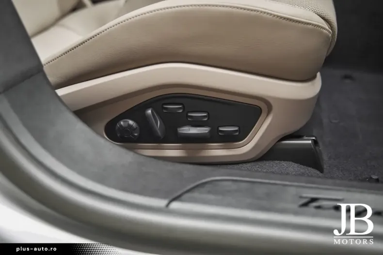 Porsche Taycan din 2022 cu 26.500 km - oferta POR163553 - foto 18