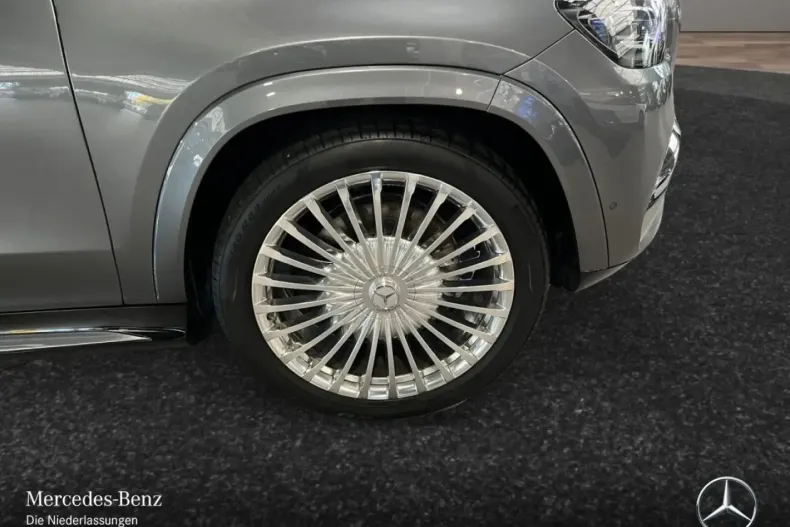 Mercedes-Benz GLS 600 din 2023 cu 75.549 km - oferta MER163557 - foto 4