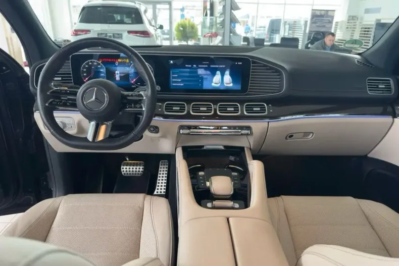 Mercedes-Benz GLS 580 din 2024 cu 22.000 km - oferta MER163574 - foto 7