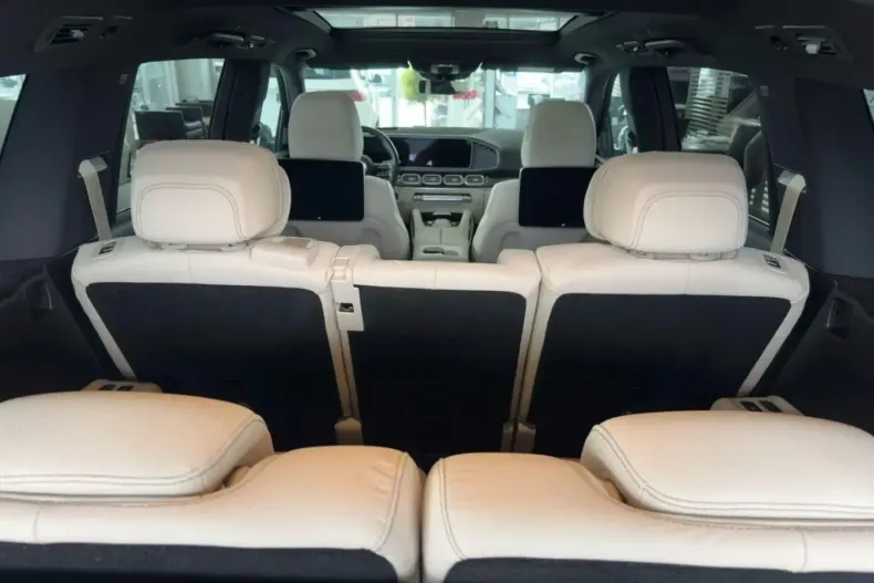 Mercedes-Benz GLS 580 din 2024 cu 22.000 km - oferta MER163574 - foto 12