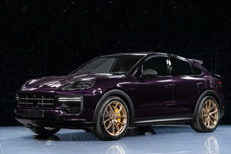 Porsche Cayenne din 2025 cu 10 km - oferta POR163577 - foto 1