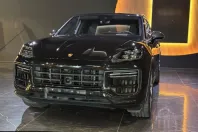 Porsche Cayenne din 2024 cu 17.683 km - oferta POR163585 - foto 2