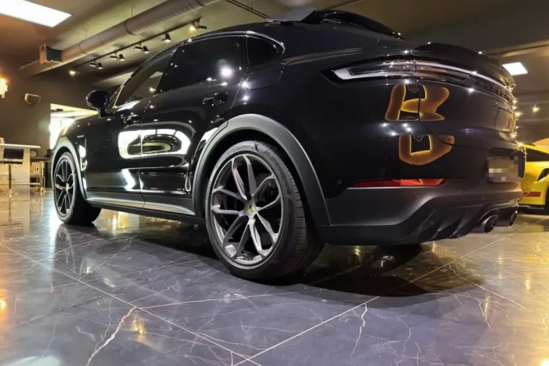 Porsche Cayenne din 2024 cu 17.683 km - oferta POR163585 - foto 5